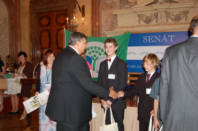 Sent - pan hejtman MVDr. S. Mik zvtit